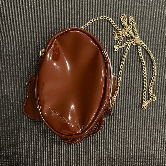 Danielle Nicole Disney Aladdin - Picture 2 of 3